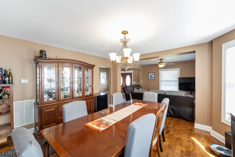 20 Hillside Road Elizabeth NJ 07208