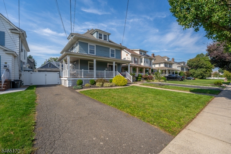 20 Hillside Road Elizabeth NJ 07208