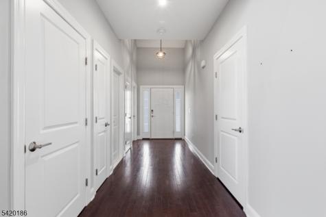 11 Bluffs Court Hamburg NJ 07419