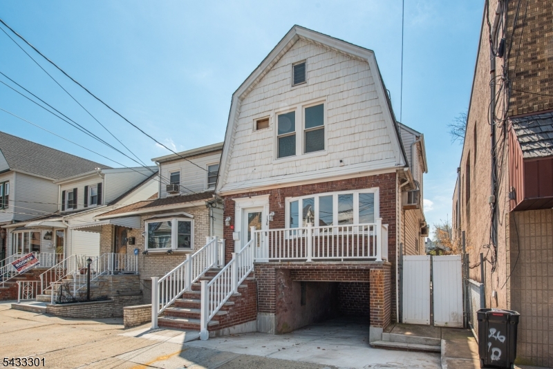 136 W 56th Street Bayonne NJ 07002