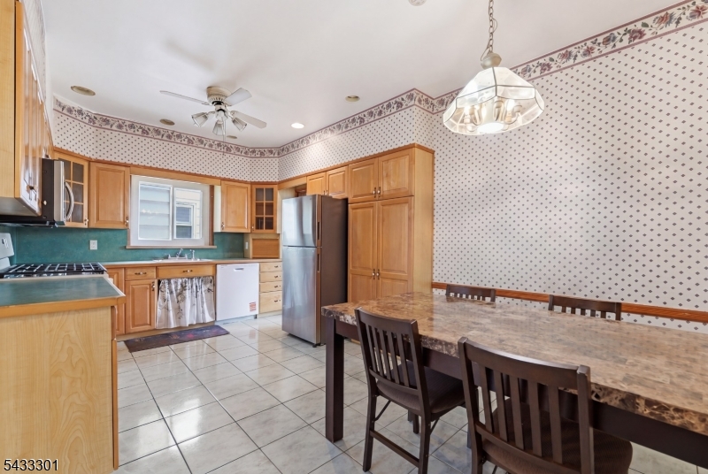 136 W 56th Street Bayonne NJ 07002
