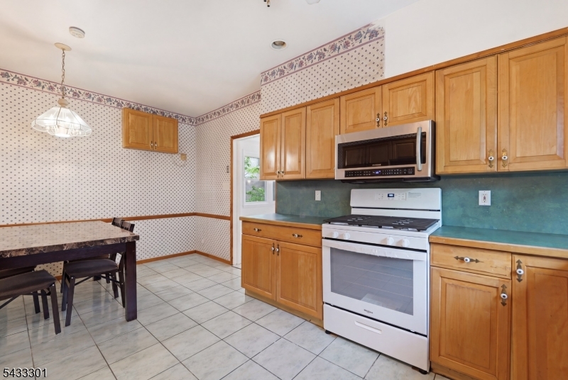 136 W 56th Street Bayonne NJ 07002