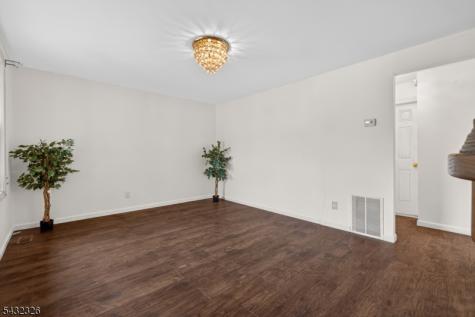 167 Bergen Avenue North Arlington NJ 07031
