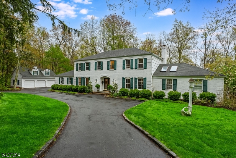 4 Edward Shippen Lane Morris NJ 07960