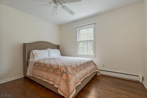 4 Edward Shippen Lane Morris NJ 07960