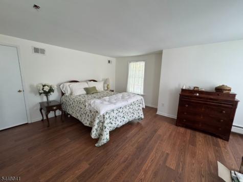 9 Nightingale Road Knowlton NJ 07825
