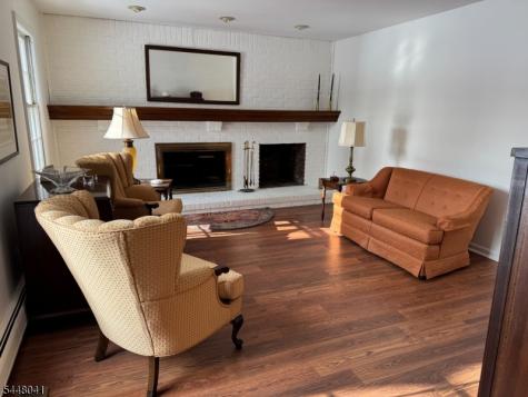 9 Nightingale Road Knowlton NJ 07825