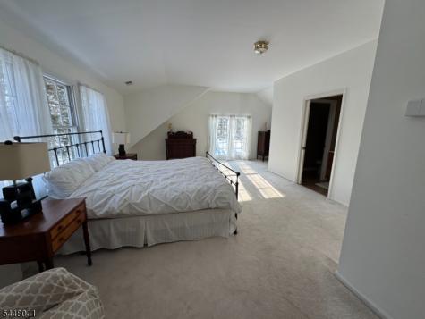 9 Nightingale Road Knowlton NJ 07825