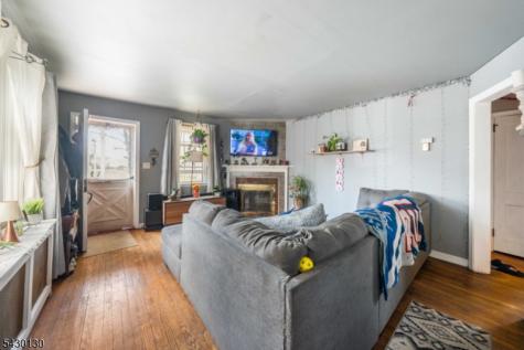 124 W 10th Avenue Roselle NJ 07203