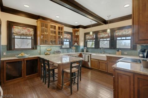 18 Ball Road Mountain Lakes NJ 07046
