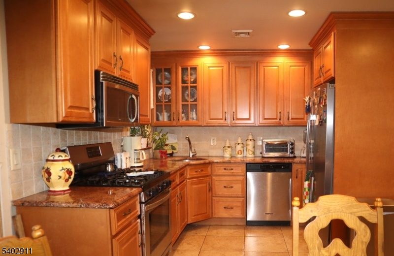 97 Squaw Brook Road North Haledon NJ 07508