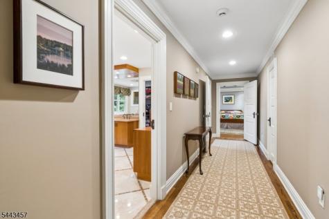 9 Canterbury Lane Summit NJ 07901