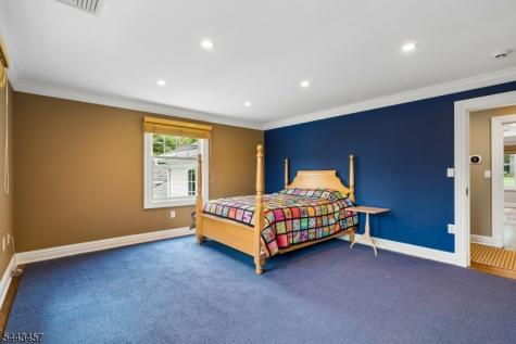 9 Canterbury Lane Summit NJ 07901