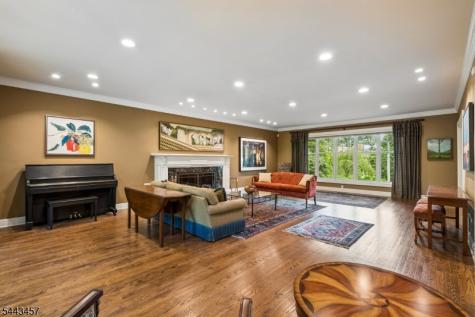 9 Canterbury Lane Summit NJ 07901