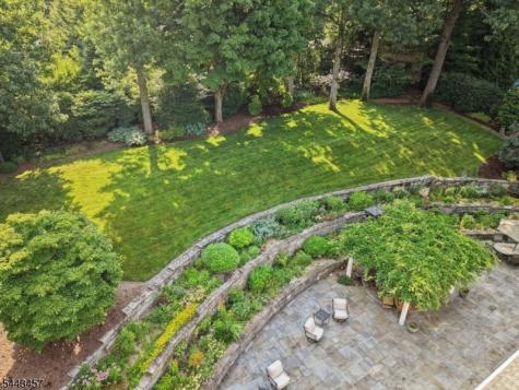 9 Canterbury Lane Summit NJ 07901
