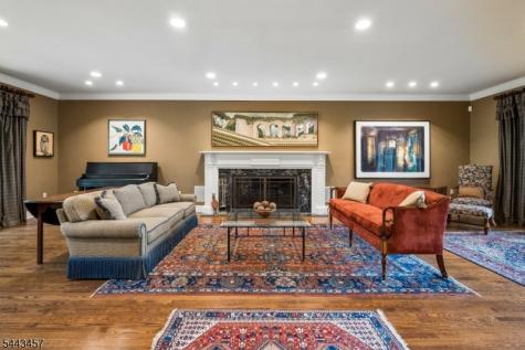 9 Canterbury Lane Summit NJ 07901