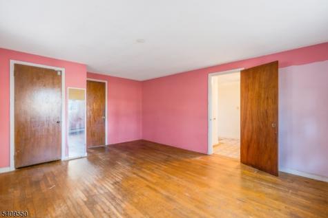 109 Lilac Drive Clinton NJ 08801