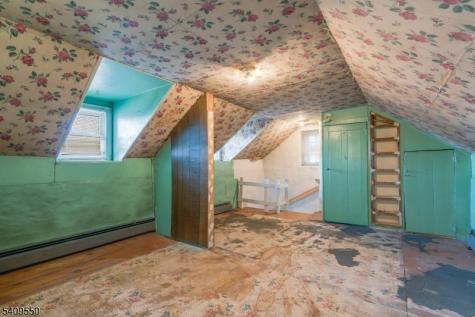 109 Lilac Drive Clinton NJ 08801