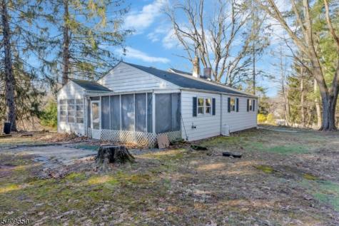 109 Lilac Drive Clinton NJ 08801