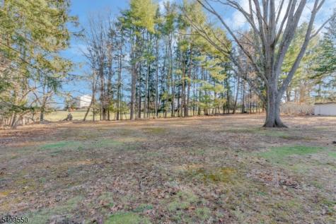 109 Lilac Drive Clinton NJ 08801