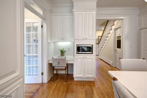 9 Green Hill Road Chester NJ 07930