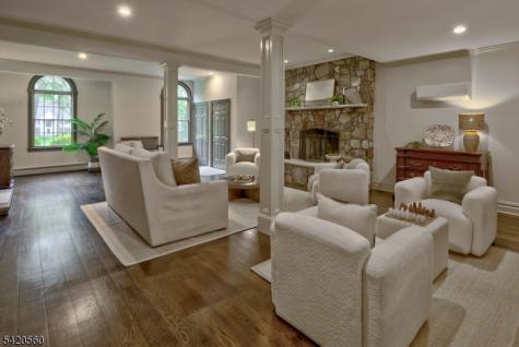 9 Green Hill Road Chester NJ 07930