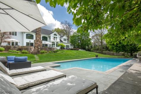 9 Green Hill Road Chester NJ 07930