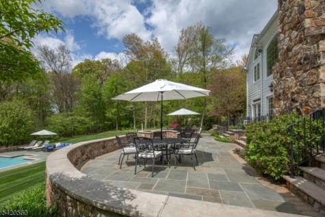 9 Green Hill Road Chester NJ 07930