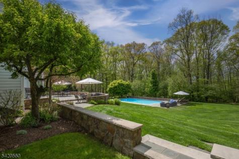 9 Green Hill Road Chester NJ 07930