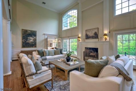 9 Green Hill Road Chester NJ 07930