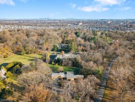 41 Park Way West Orange NJ 07052