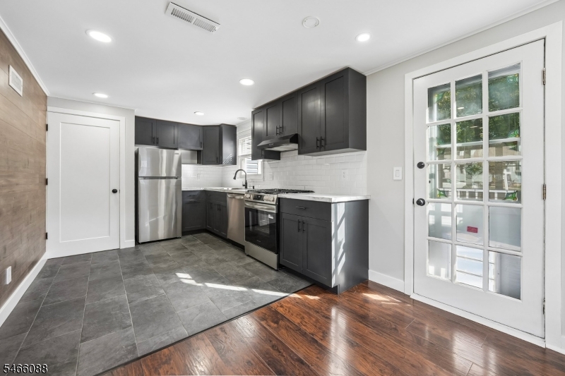 529 Richfield Avenue Kenilworth NJ 07033