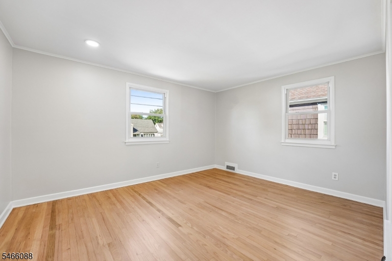 529 Richfield Avenue Kenilworth NJ 07033