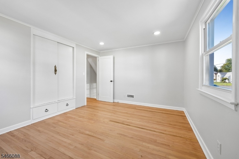 529 Richfield Avenue Kenilworth NJ 07033