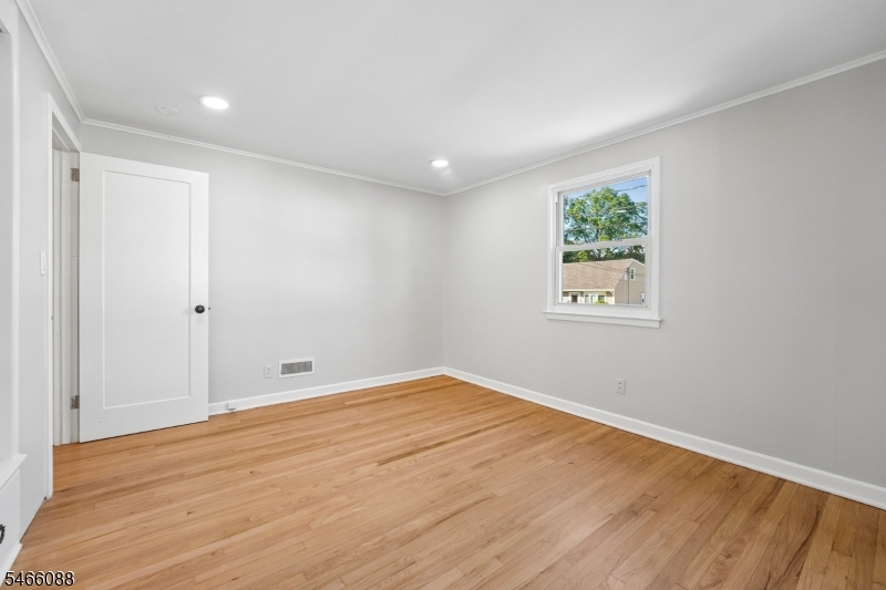 529 Richfield Avenue Kenilworth NJ 07033