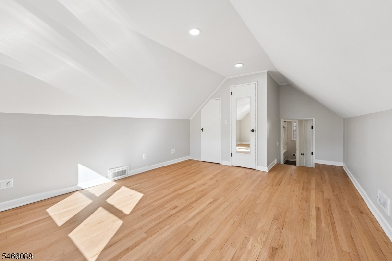 529 Richfield Avenue Kenilworth NJ 07033