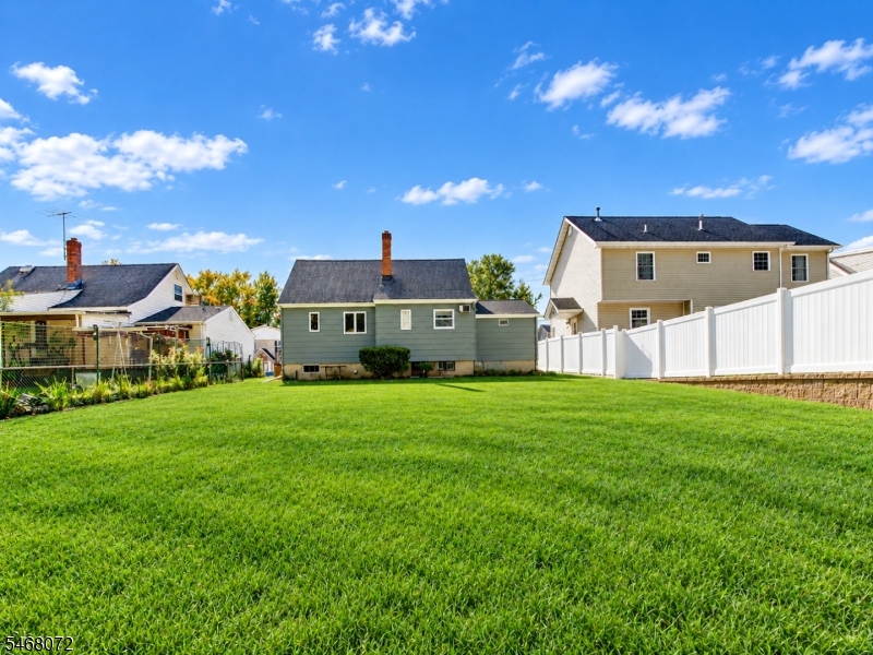 756 Pinewood Road Union NJ 07083
