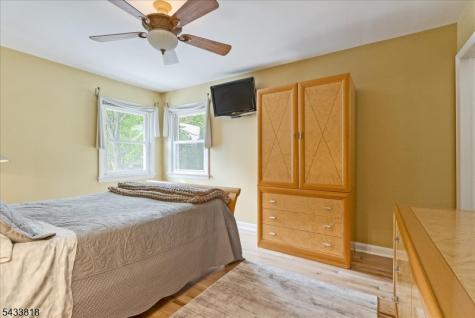 54 Lenhome Drive Cranford NJ 07016