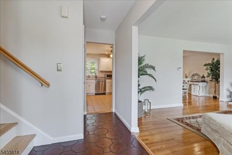 54 Lenhome Drive Cranford NJ 07016