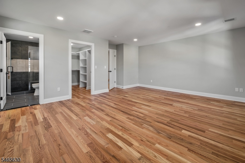 29 Bogert Street Totowa NJ 07512
