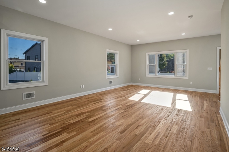 29 Bogert Street Totowa NJ 07512
