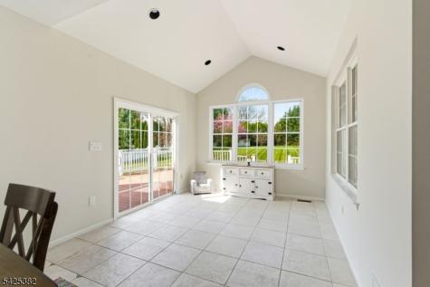1907 Gary Road Greenwich NJ 08886