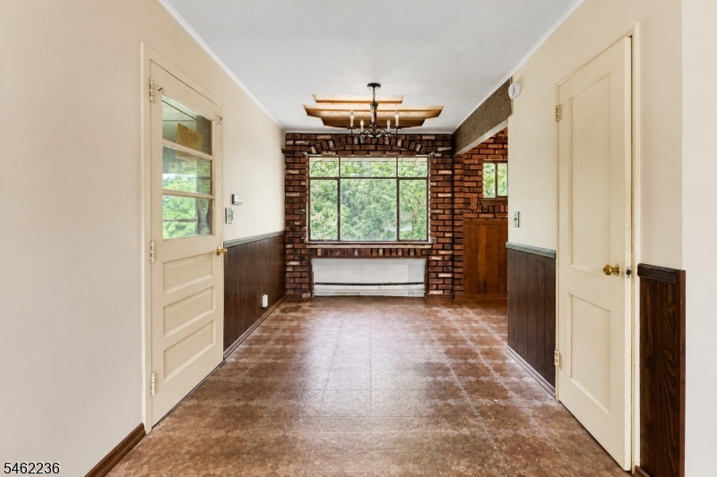 77 Independence Drive Roselle NJ 07203