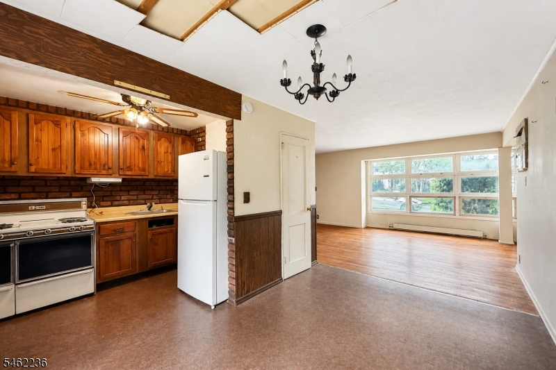 77 Independence Drive Roselle NJ 07203