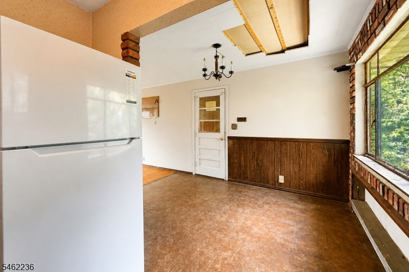 77 Independence Drive Roselle NJ 07203