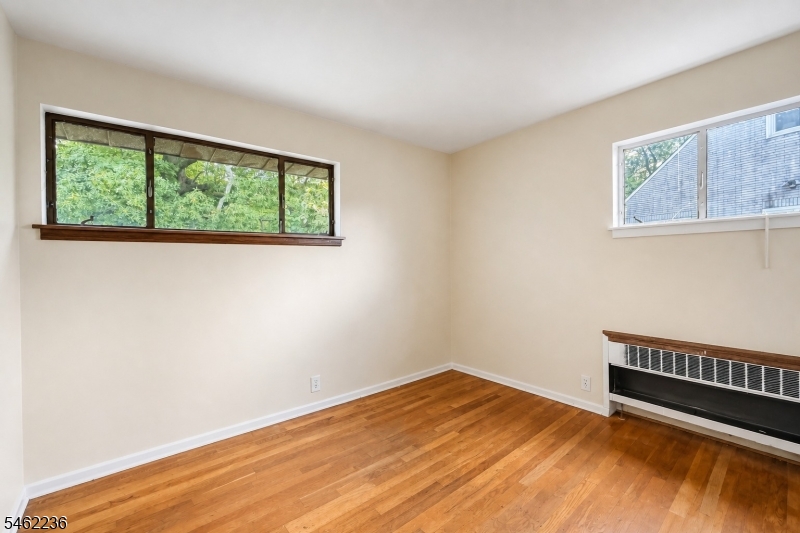 77 Independence Drive Roselle NJ 07203