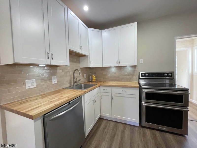 66 New York Avenue Jefferson NJ 07849