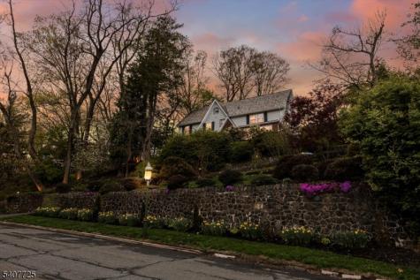 237 Underhill Road South Orange Village NJ 07079