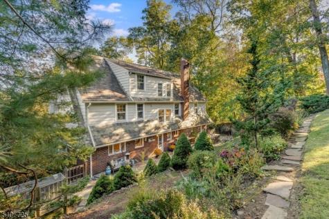 237 Underhill Road South Orange Village NJ 07079