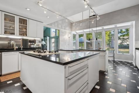 46 Calvert Avenue West Edison NJ 08820